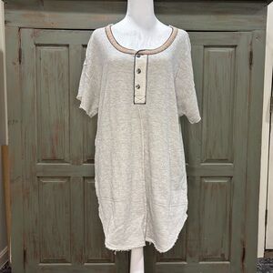 We The Free Dress Gray Small